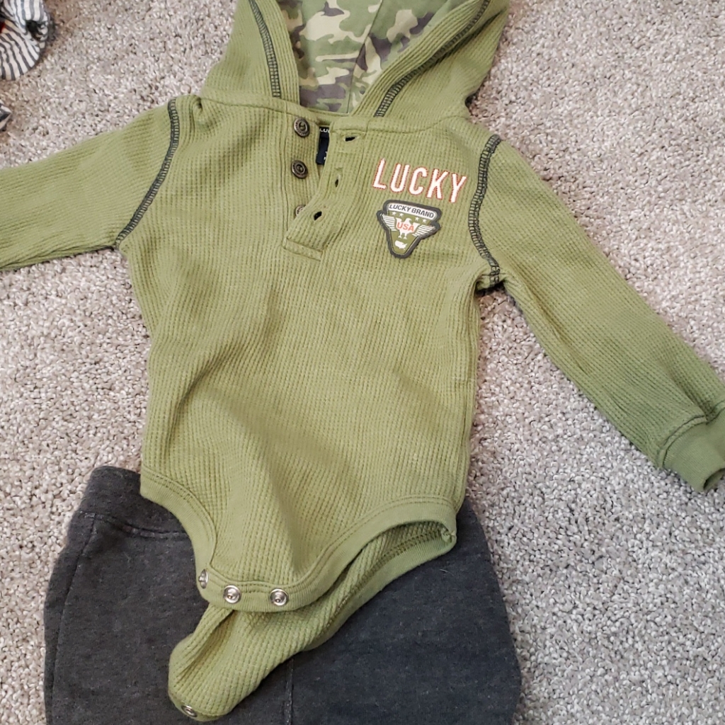 2 Piece Lucky Brand